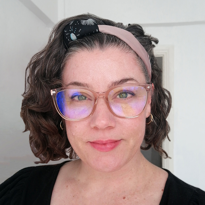 Portrait of Missy Weimer, professional organizer.